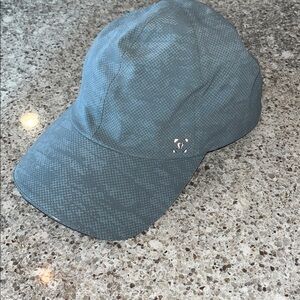 Lululemon Fast and Free Running Hat
